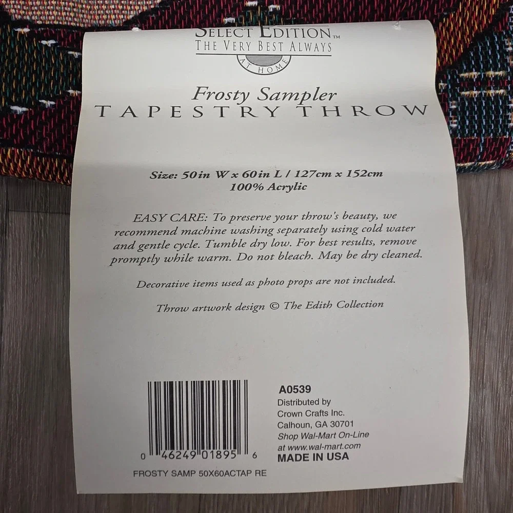 Select Edition festive tapestry